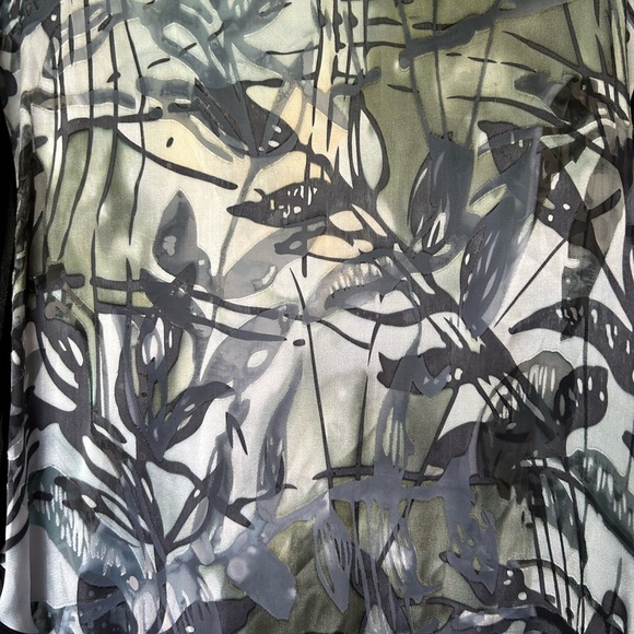 Simply Silk Kimono Jacket Topper Cardigan Tropical Print Artsy Excellent  S/M - Picture 4 of 7